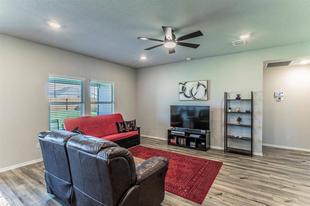 7017 Canadian Drive, China Spring, TX 76633