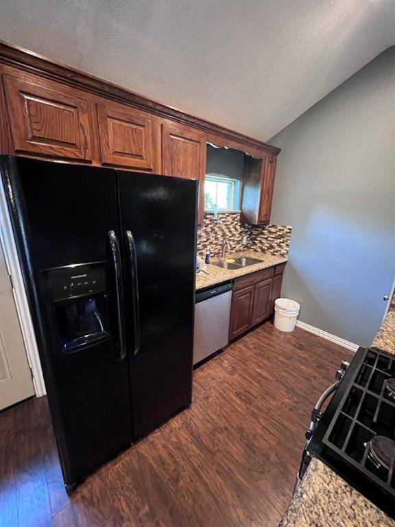 1331 Lanius Street, Gainesville, TX 76240