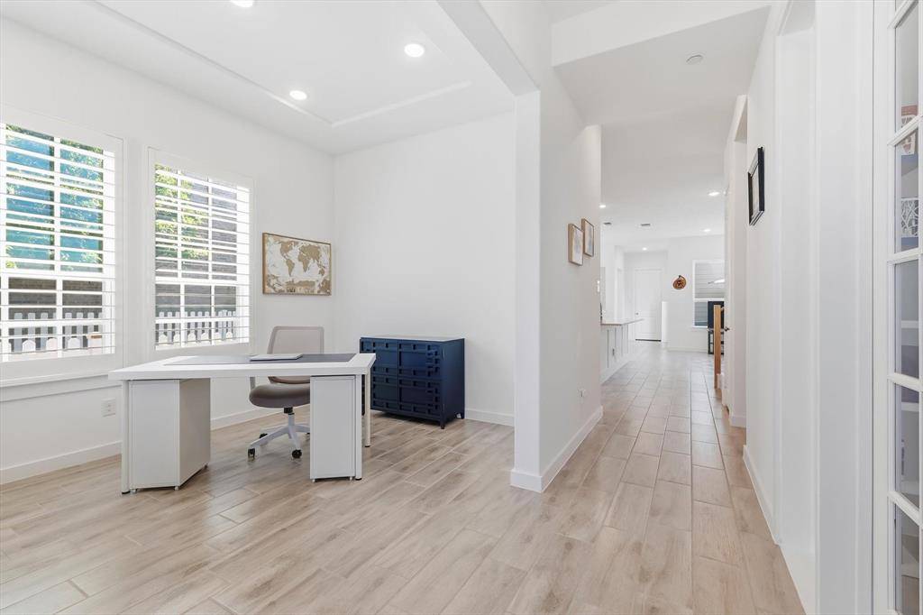 8726 Mangham Street, North Richland Hills, TX 76180