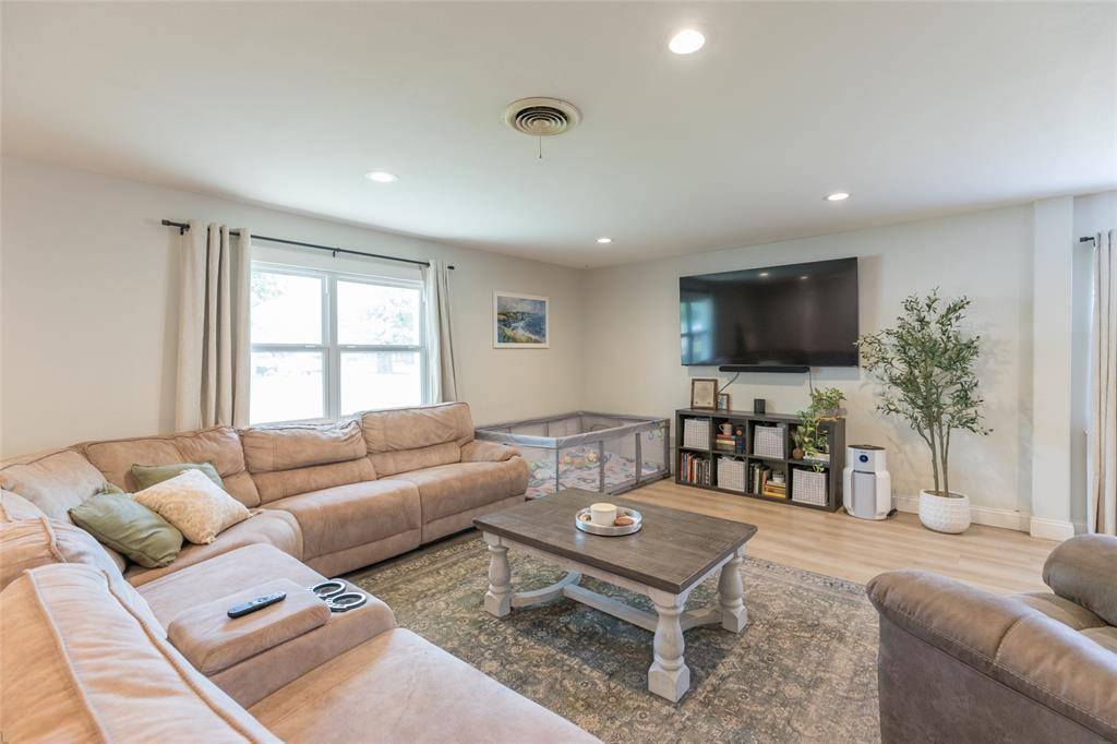 2049 Post Oak Road, Abilene, TX 79605