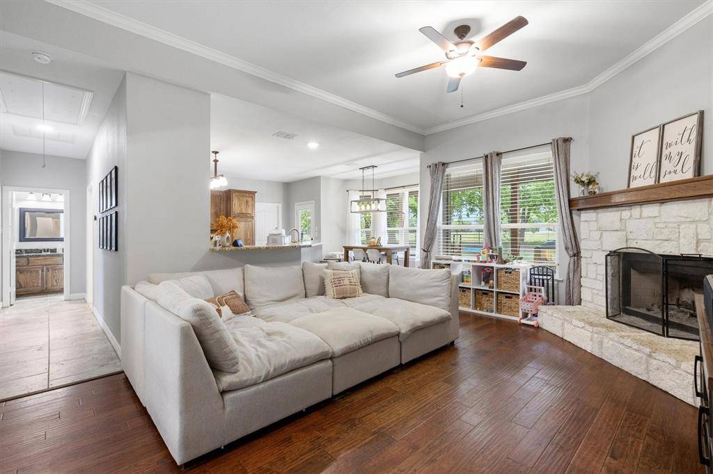 429 Collin Street, Nevada, TX 75173