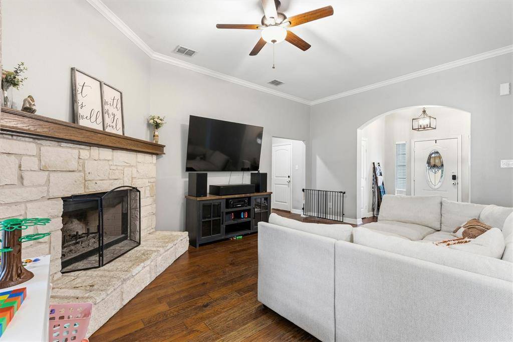 429 Collin Street, Nevada, TX 75173