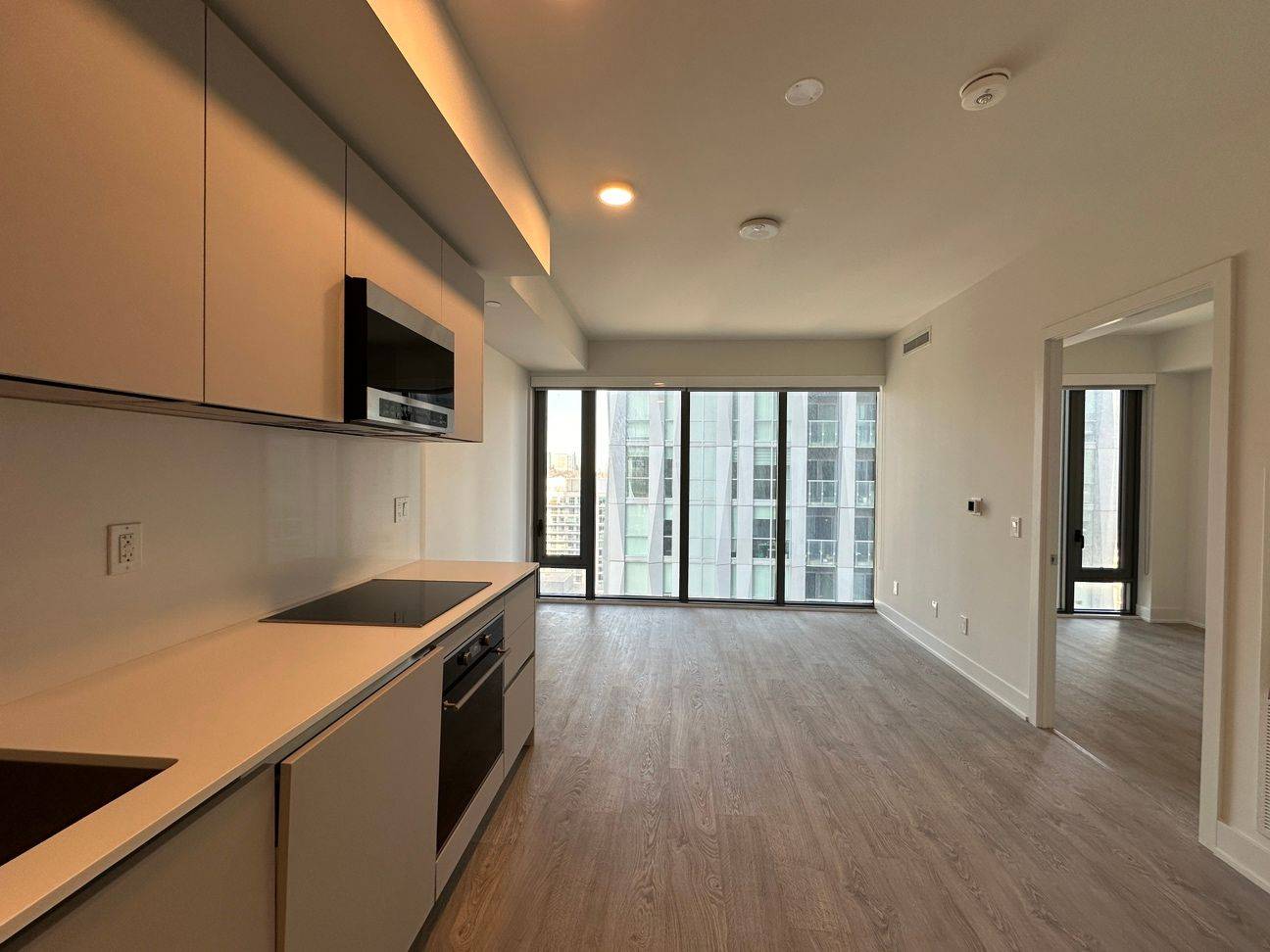 8 Cumberland ST #1801, Toronto C02, ON M4W 0B6