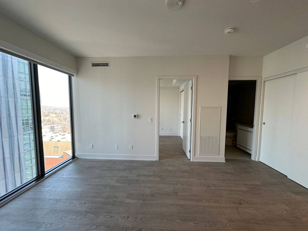 8 Cumberland ST #1801, Toronto C02, ON M4W 0B6