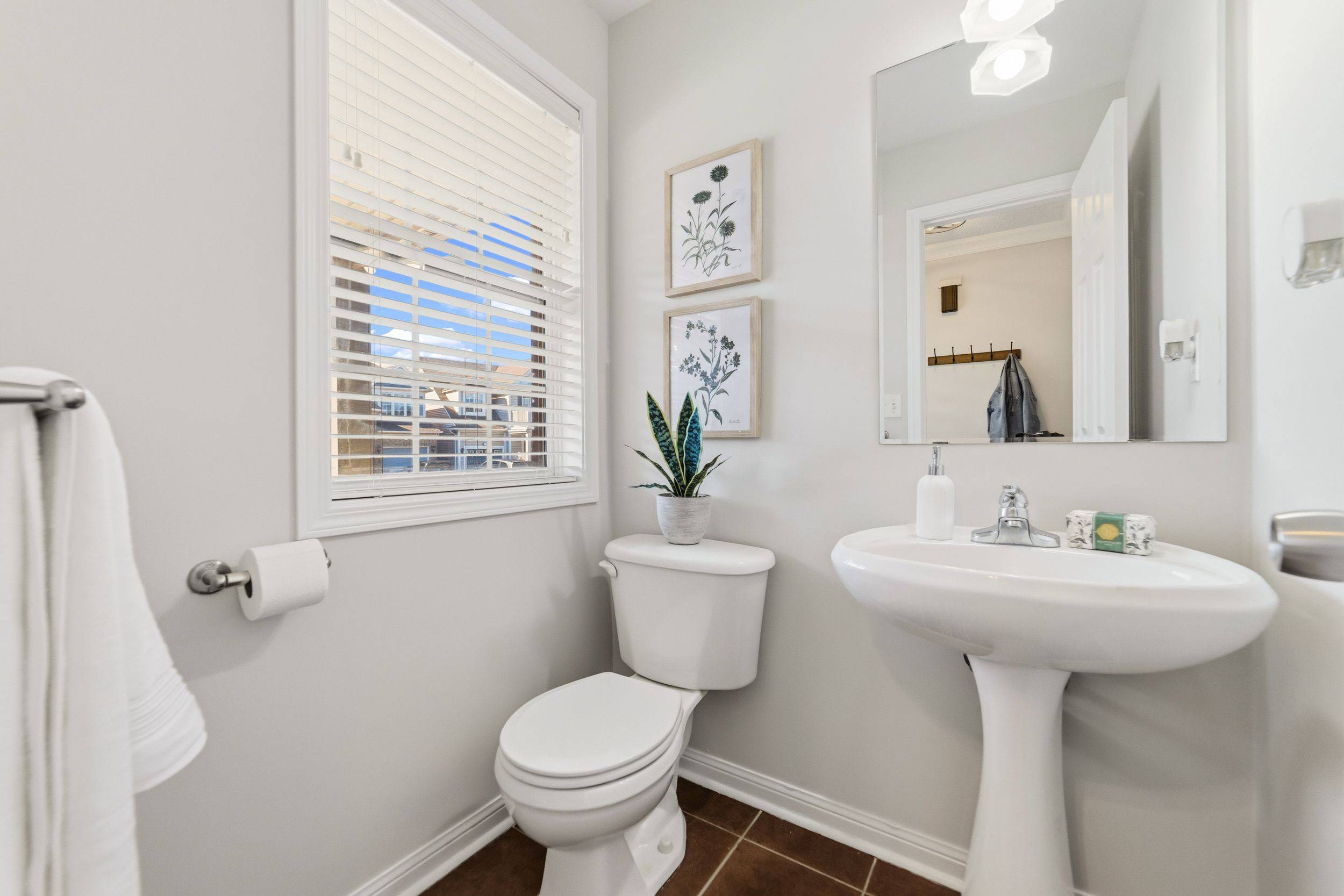 1556 Harwood DR, Milton, ON L9T 5K1