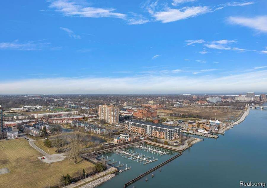 250 E Harbortown DR #1104, Detroit, MI 48207