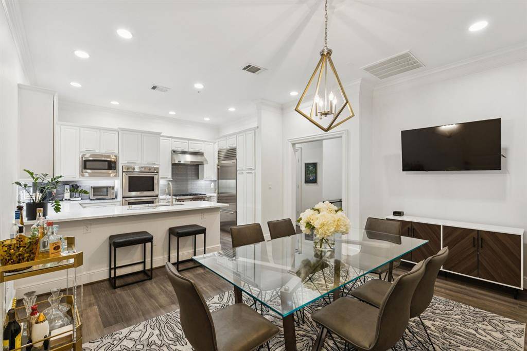 6605 Bandera Avenue #1D, Dallas, TX 75225