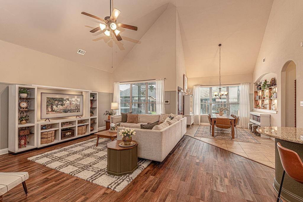 906 Bald Cypress Drive, Fate, TX 75087