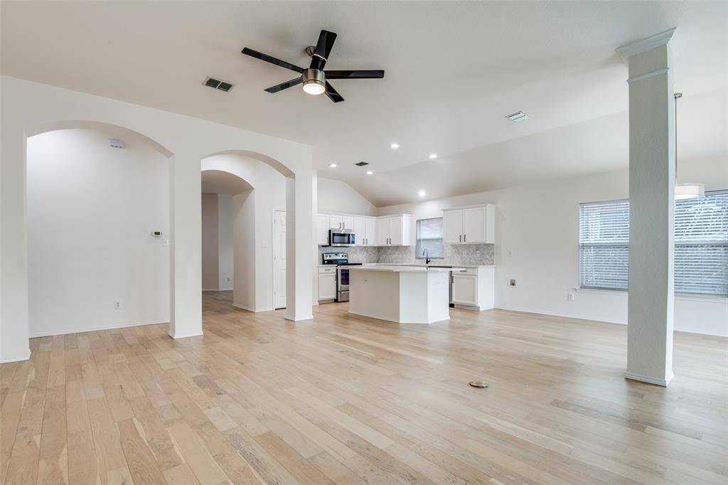 405 Hackberry Drive, Fate, TX 75087