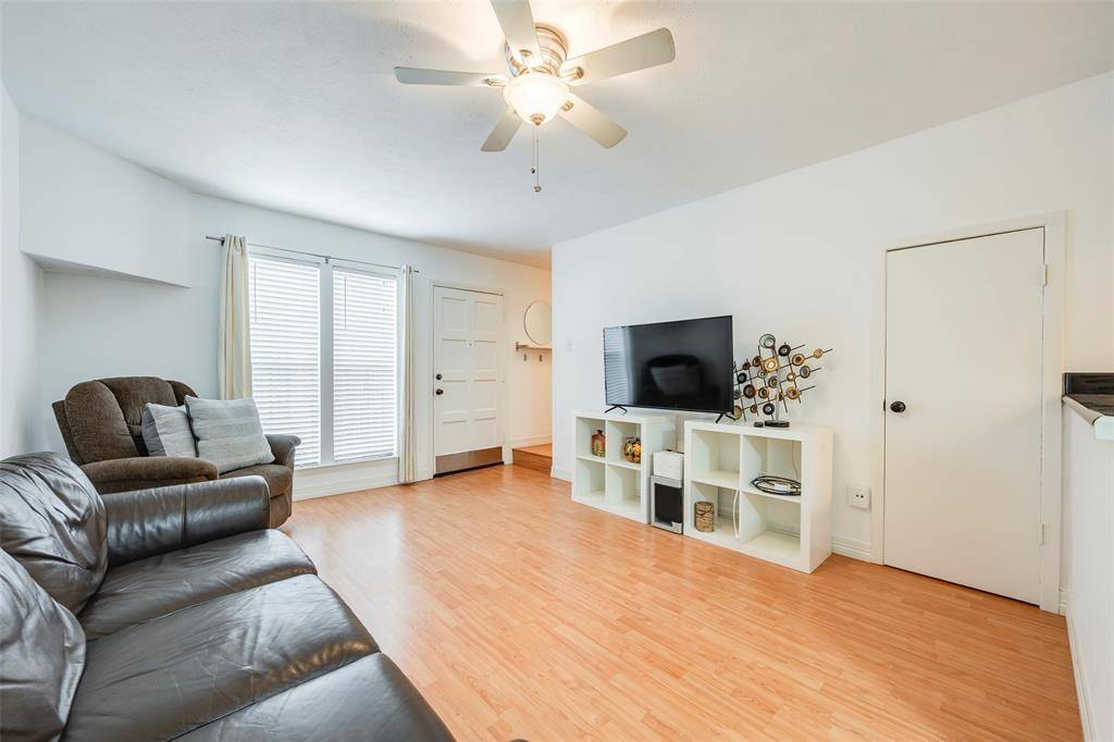 4327 Holland Avenue #212, Dallas, TX 75219