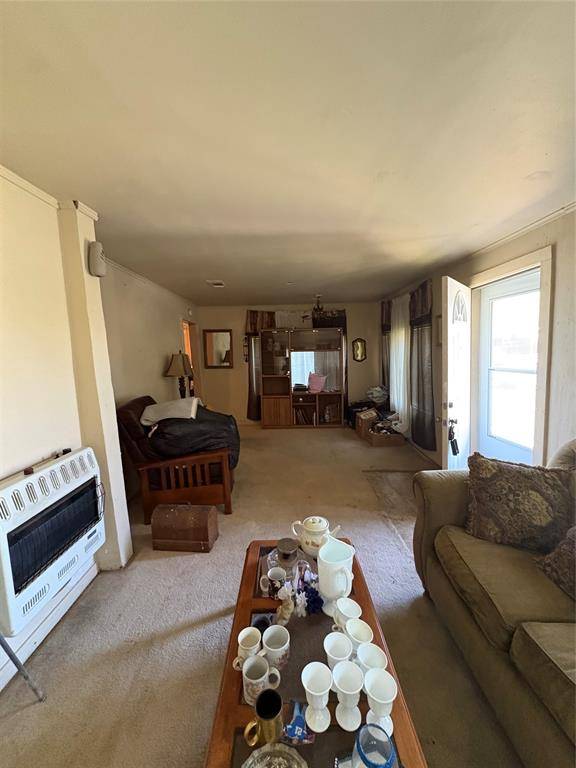 2564 High Crest Avenue, Fort Worth, TX 76111