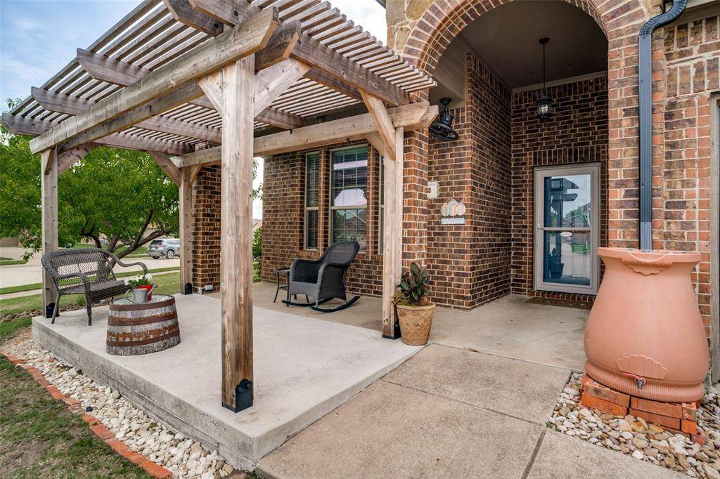 612 W Grove Circle, Anna, TX 75409