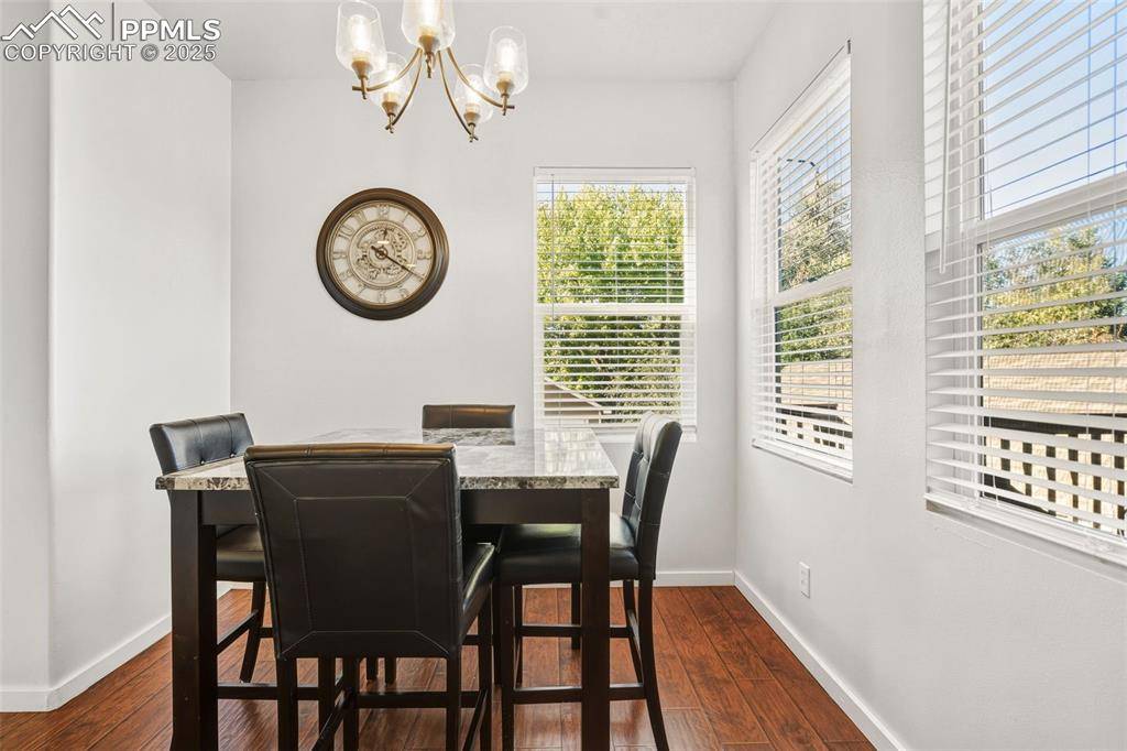 5006 Dovetail LN, Colorado Springs, CO 80916