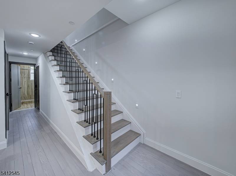 133 Clifton Pl #2, Jersey City, NJ 07304