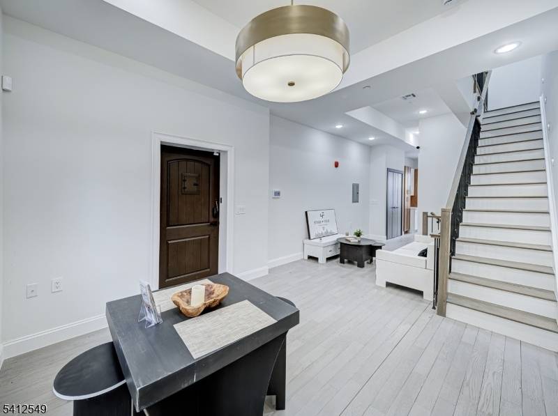 133 Clifton Pl #3, Jersey City, NJ 07304