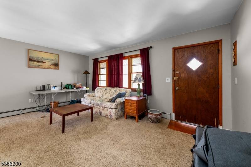 6 Jay Rd, Vernon Twp., NJ 07422