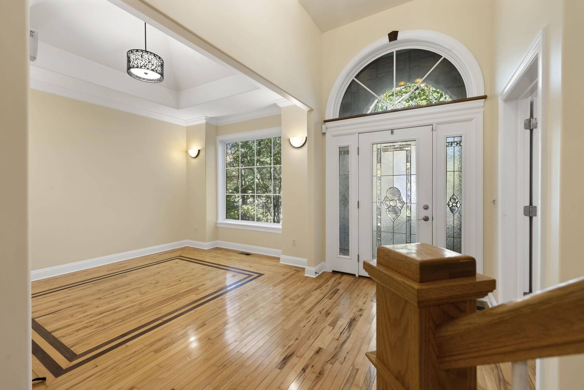 5650 Lily LN, Chikamingtownship_berrien, MI 49125