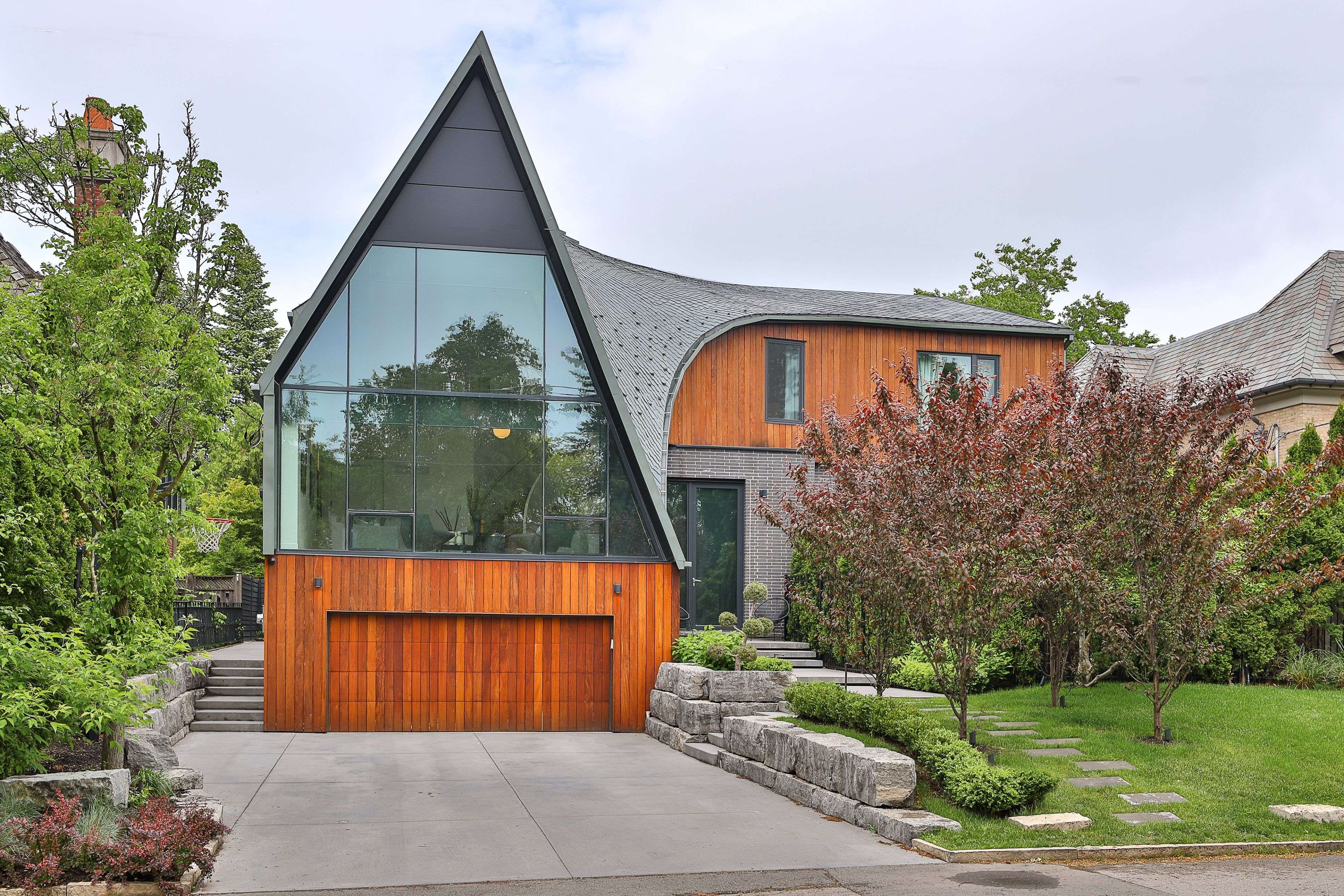 108 Stratford CRES, Toronto C12, ON M4N 1C6