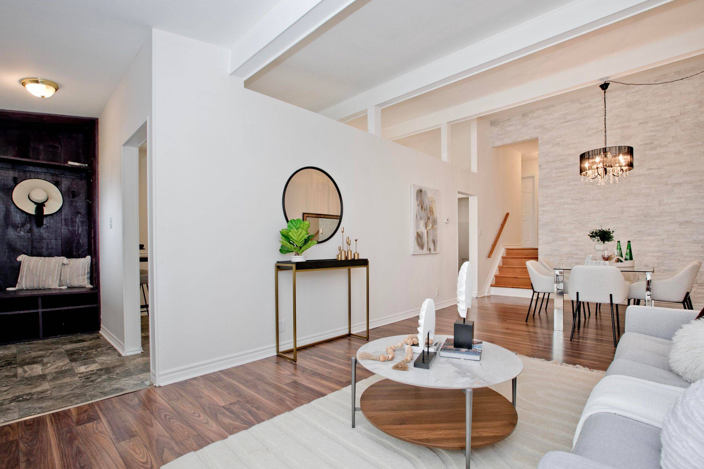 680 Annland ST, Pickering, ON L1W 1B2