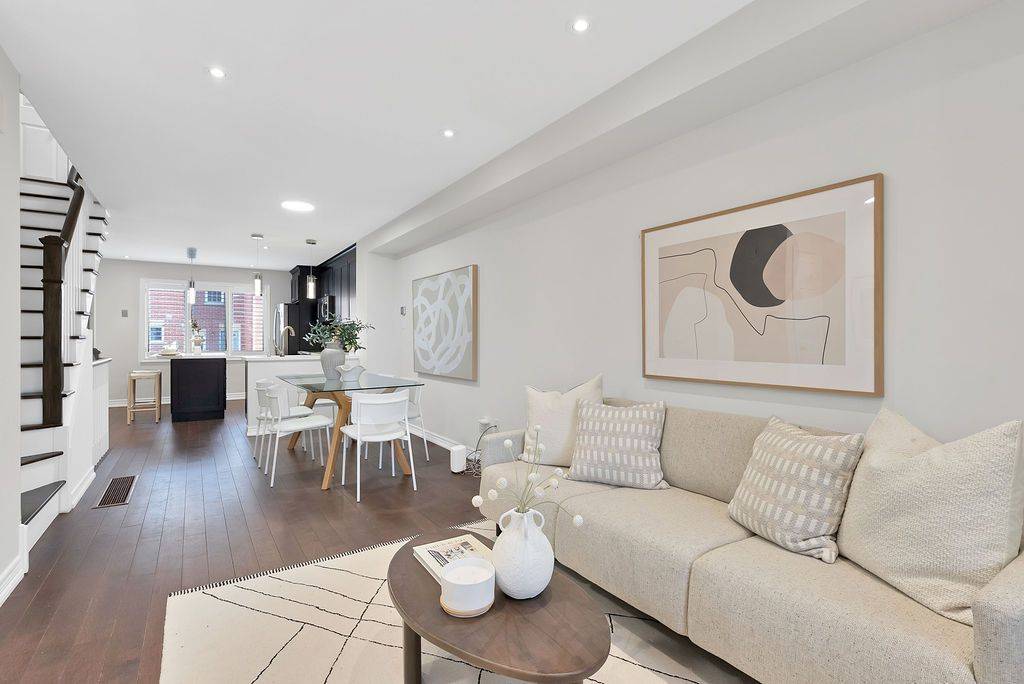 1 Marmill WAY, Markham, ON L3P 7V6