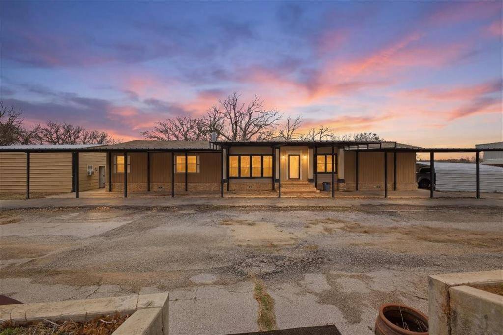 1341 Hildreth Pool Road, Bowie, TX 76230