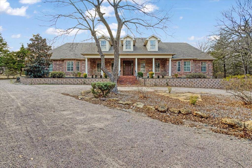 48 Summit Oaks Circle, Denison, TX 75020