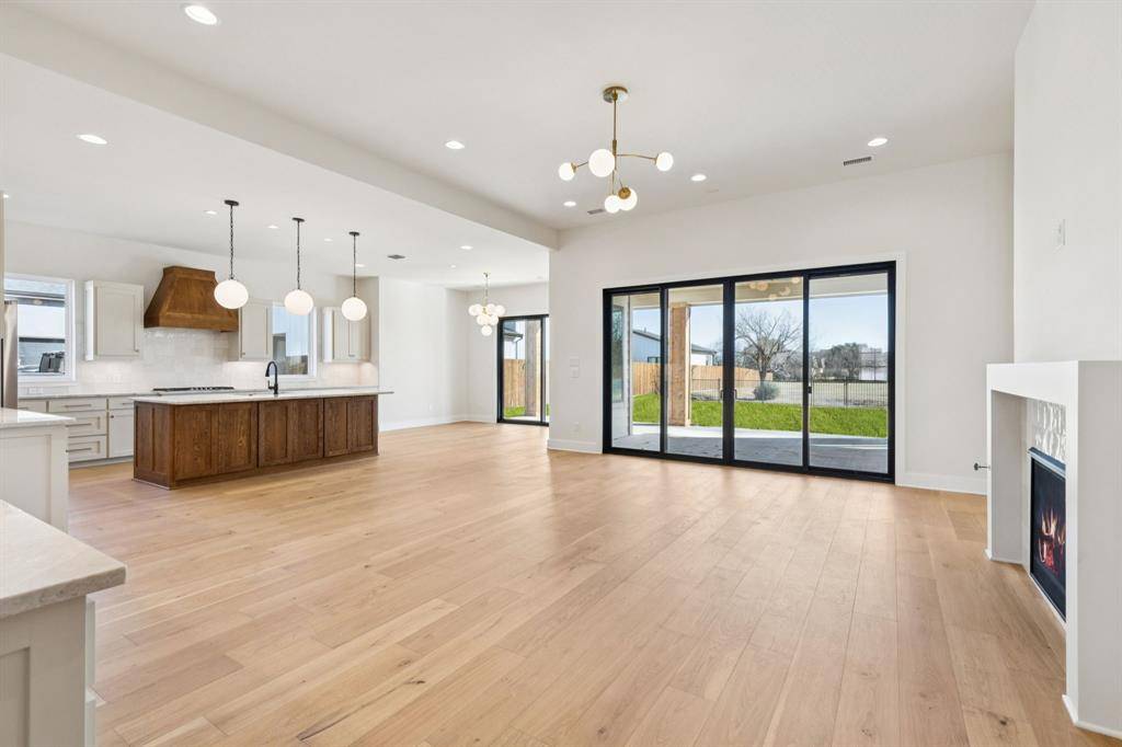 208 Pecan Street, Roanoke, TX 76262