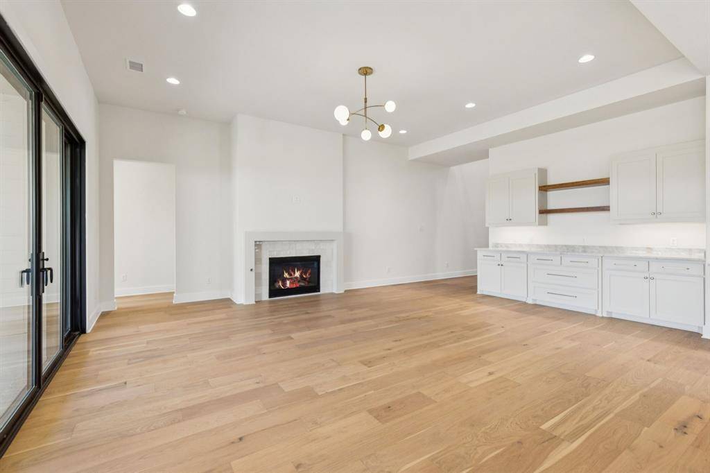 208 Pecan Street, Roanoke, TX 76262