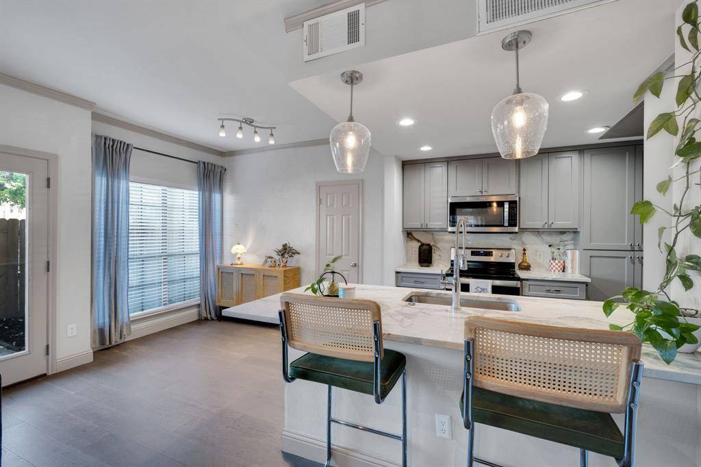 5619 Preston Oaks Road #802, Dallas, TX 75254