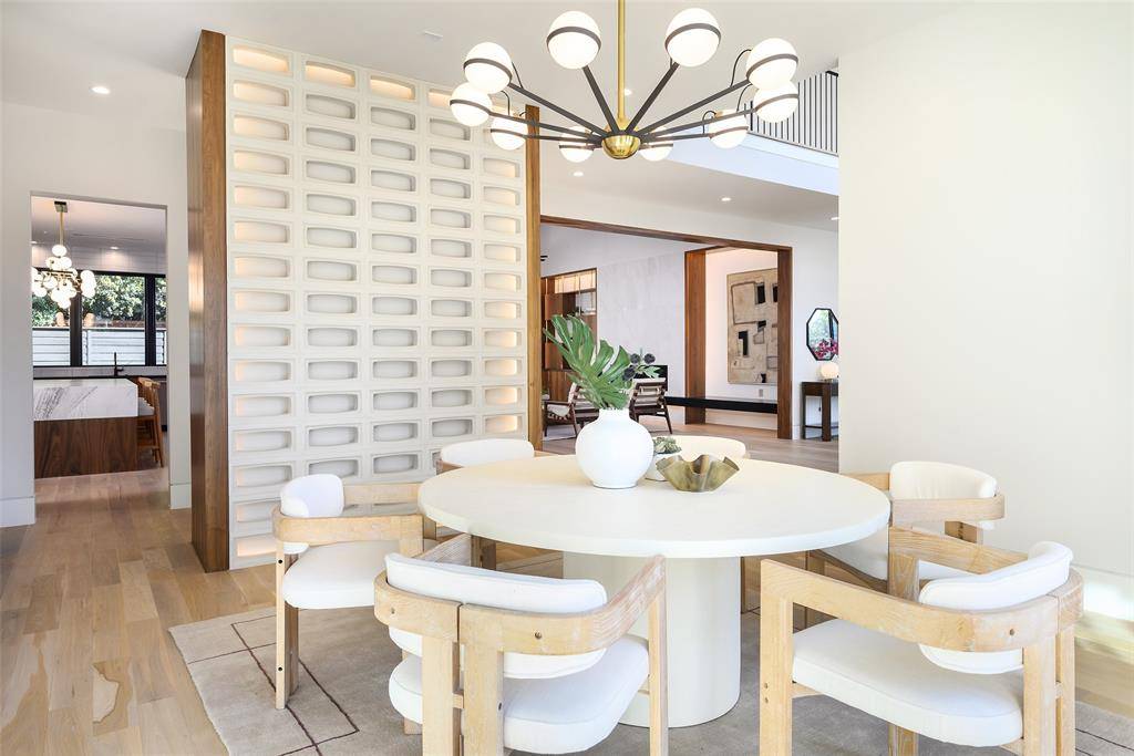 10142 Coppedge Lane, Dallas, TX 75229