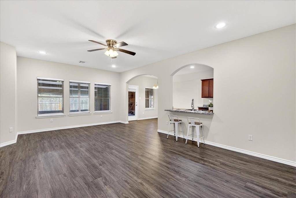 108 Westview Drive, Gun Barrel City, TX 75156