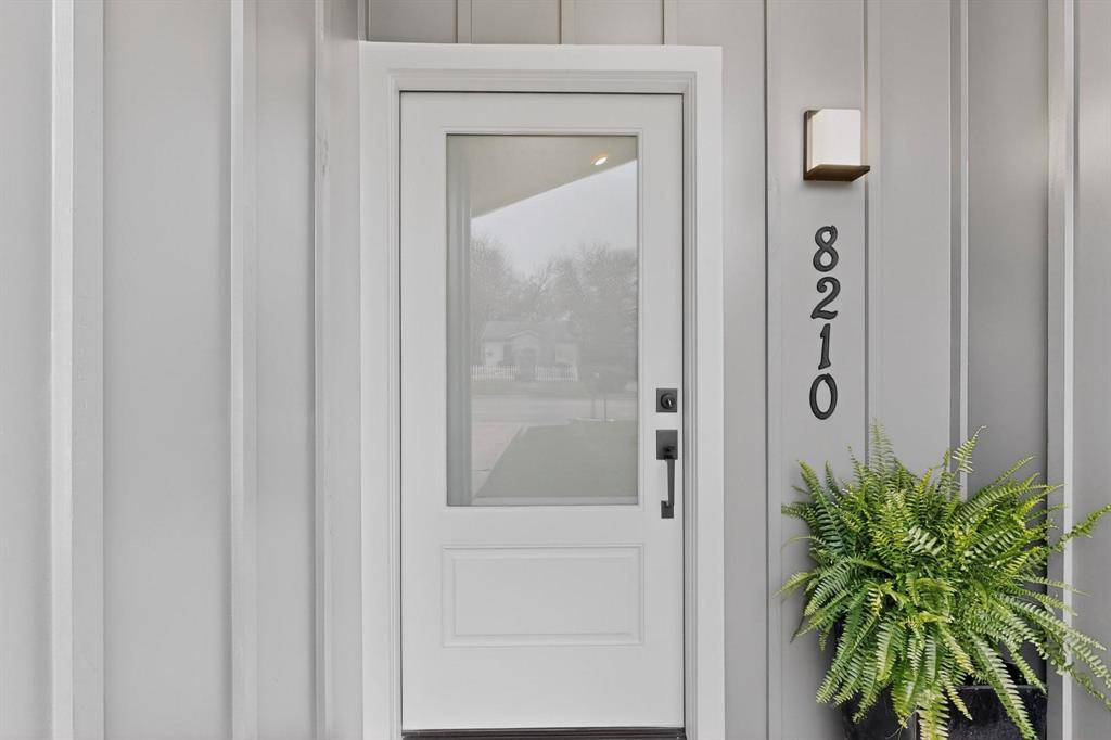 8210 Sussex Street, White Settlement, TX 76108