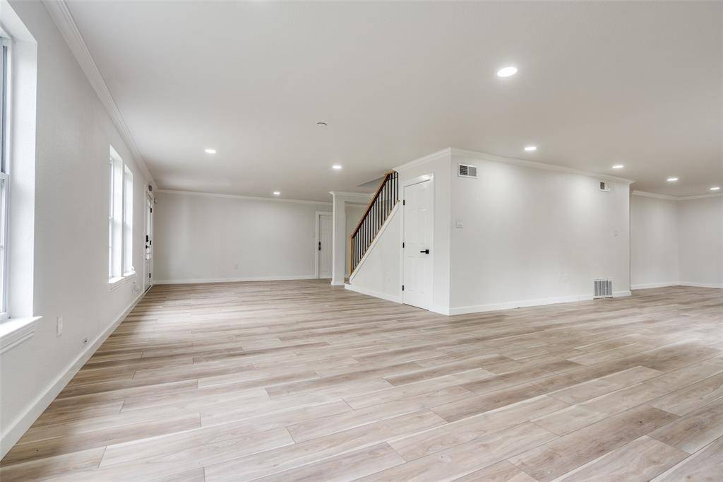 23 Grant Circle, Richardson, TX 75081