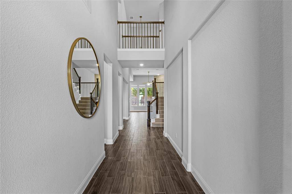 17652 Pinyon Lane, Dallas, TX 75252