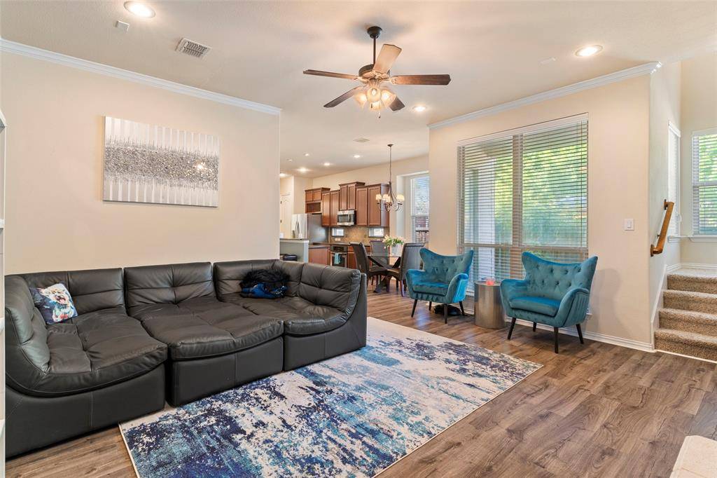 2476 Deer Run, Lewisville, TX 75067