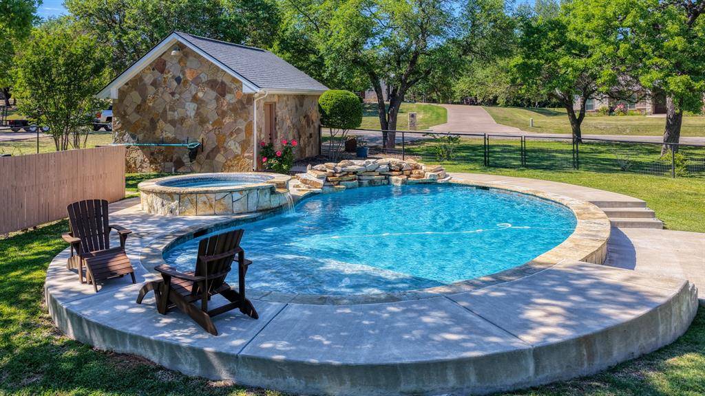3707 De Cordova Ranch Road, Granbury, TX 76049