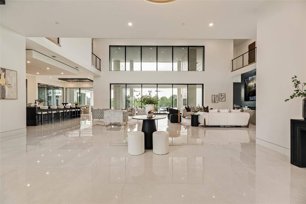 410 S White Chapel Boulevard, Southlake, TX 76092