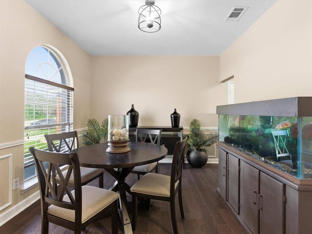 1918 Winter Pass Trail, Arlington, TX 76002