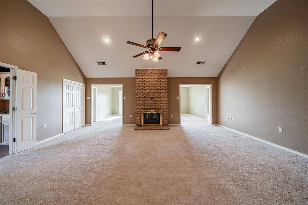 2221 Avenue Q, Anson, TX 79501
