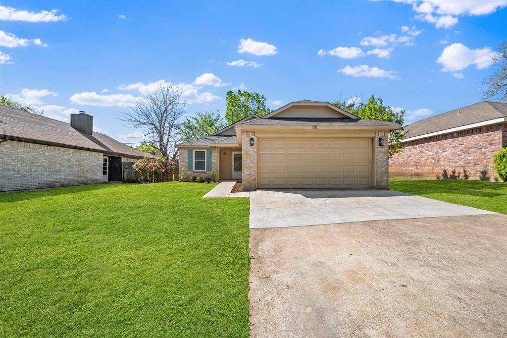 1404 Woodfern Drive, Arlington, TX 76018
