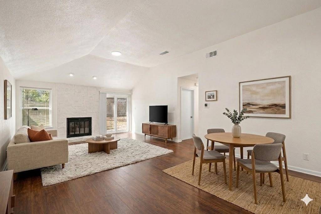 1404 Woodfern Drive, Arlington, TX 76018