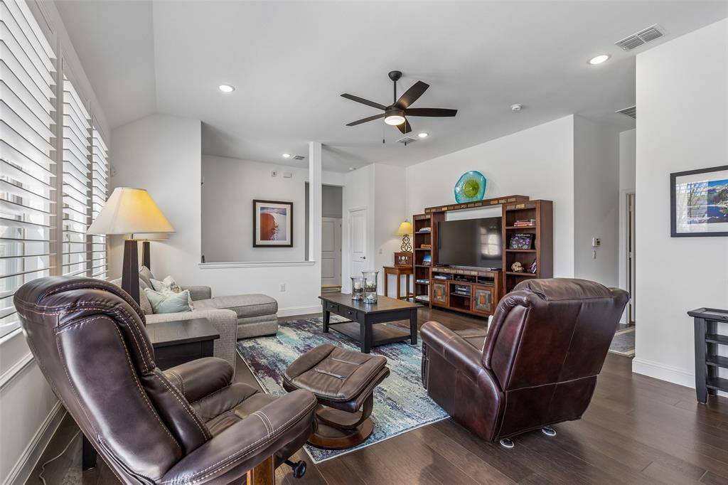 4552 Meadow Sage Street, Arlington, TX 76005