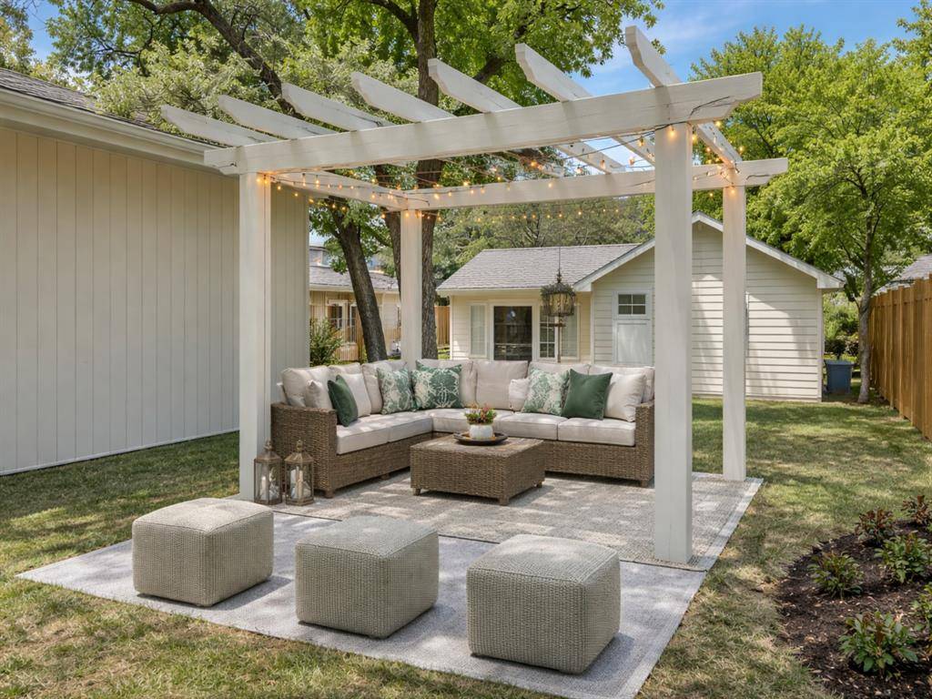 1918 Elmwood Boulevard, Dallas, TX 75224