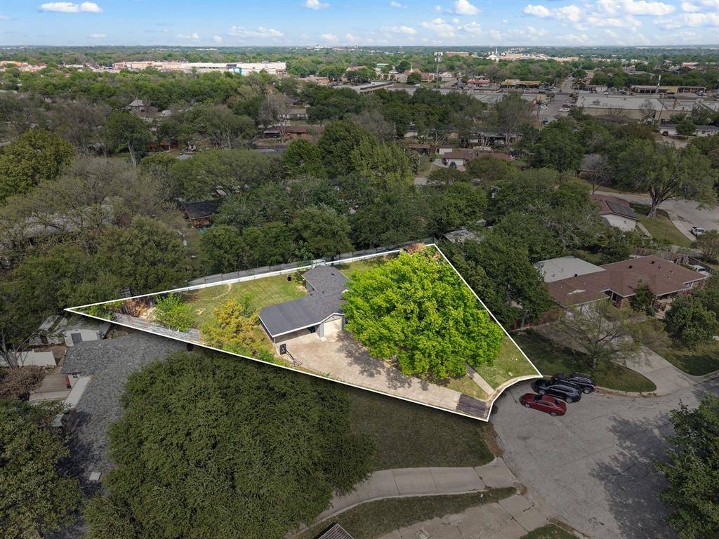 3154 Chamness Court, Haltom City, TX 76117