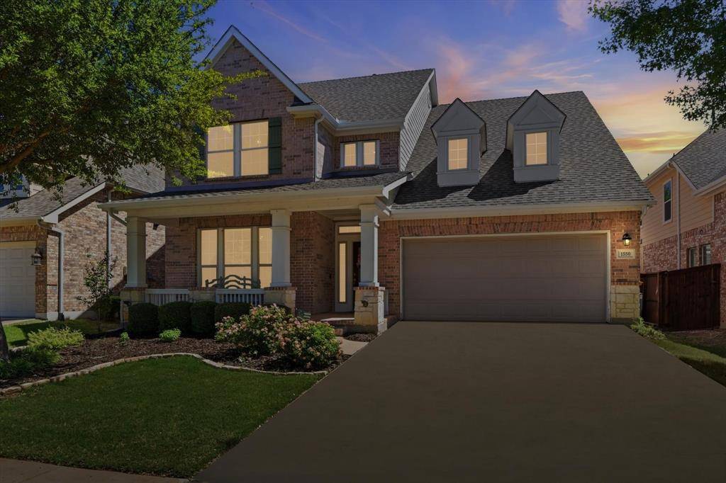 1550 Meadows Avenue, Lantana, TX 76226