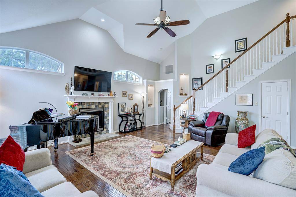 5047 Toftrees Drive, Arlington, TX 76016