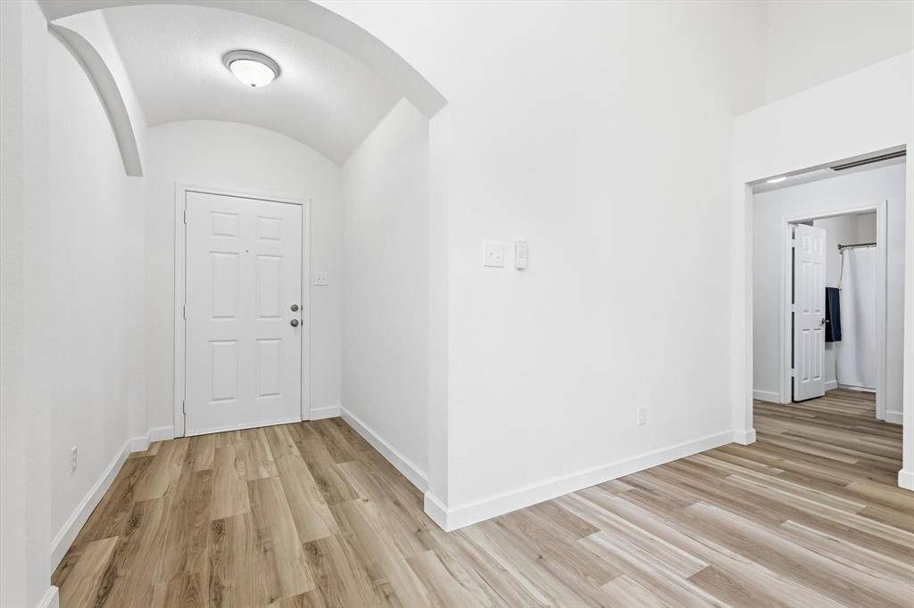 9000 Stewart Street, Cross Roads, TX 76227