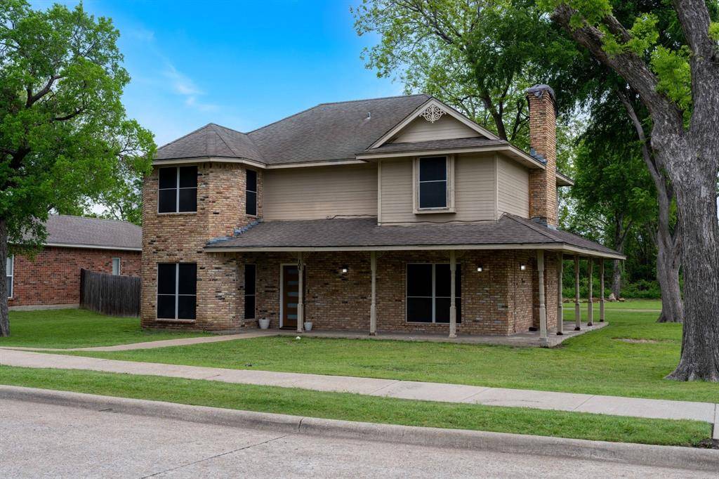 104 Pecan Grove, Lancaster, TX 75146
