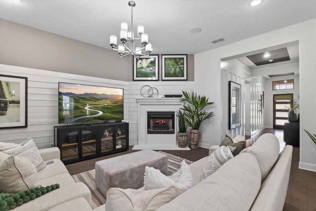 1001 Pecos Street, Aubrey, TX 76227