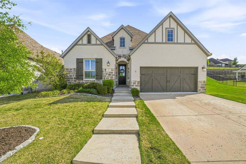 13853 Marys Ridge Road, Fort Worth, TX 76008